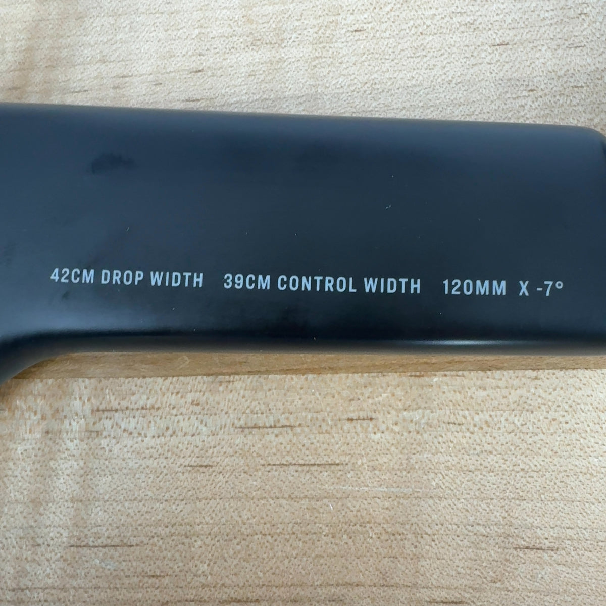 Light Use Bontrager Madone SLR Gen 7 39/42cm x 120mm Carbon Integrated Handlebar