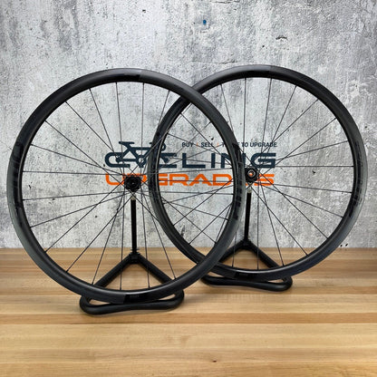FFWD Ryot33 Carbon Tubeless Disc Brake Wheelset 700c DT Swiss 350 Hubs 1586g