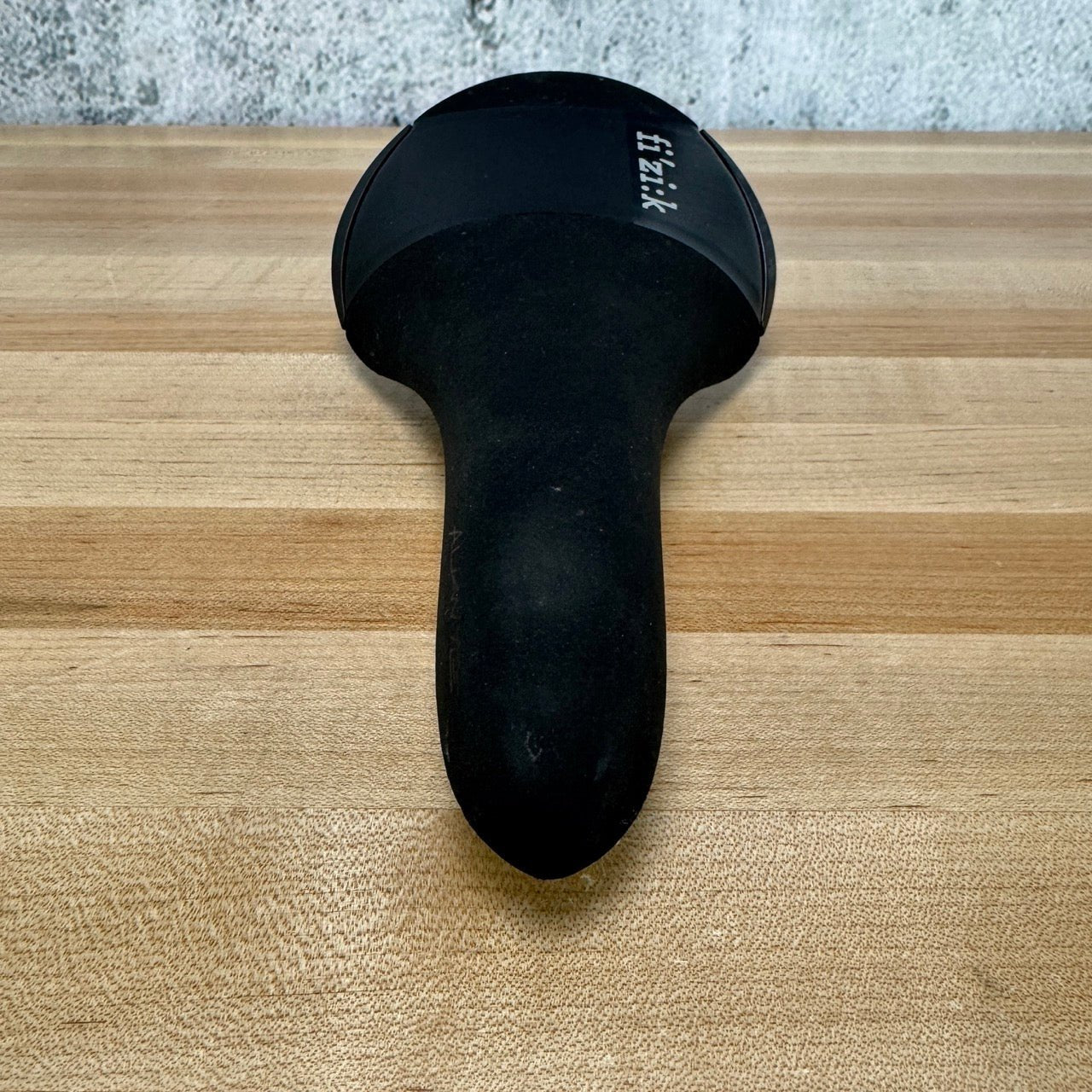 Fizik Aliante R3 7x7mm Kium Rails 138mm Bike Saddle 226g