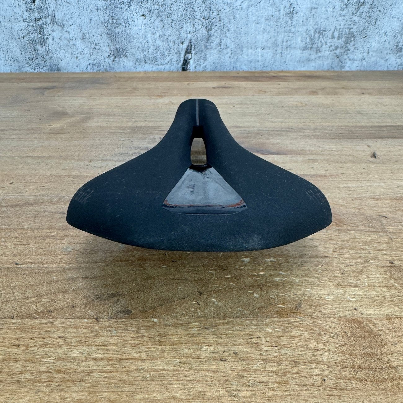 Fizik Antares R1 Open Regular 141mm 7x9mm Carbon Rails Bike Saddle 188g