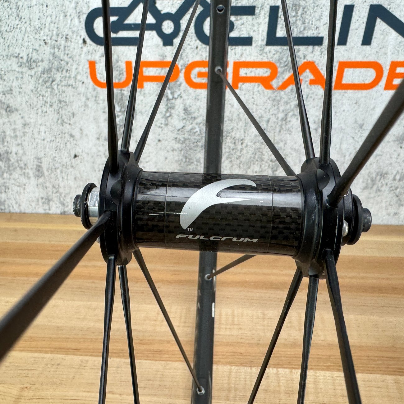 Fulcrum Racing Zero 完組ホイールセット 700C Fulcrum Racing Zero Nite Alloy Clincher Wheelset 700c Rim Brake