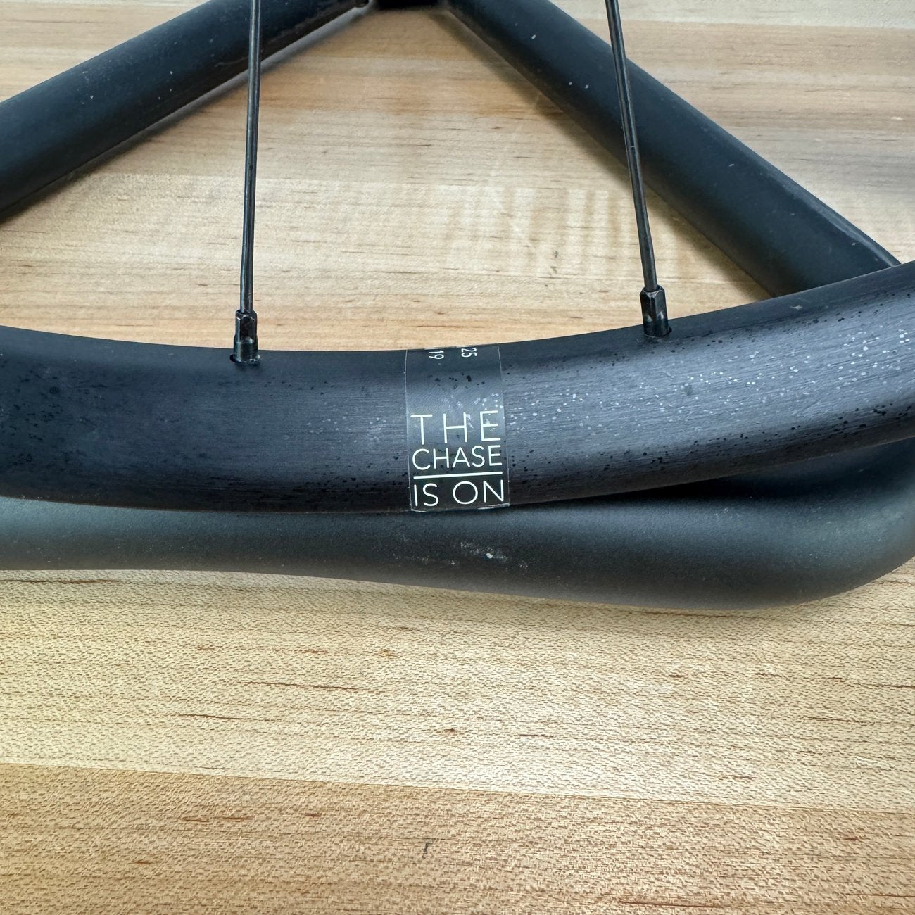 Hunt SuperDura Dynamo Alloy Tubeless Disc Brake Wheelset 700c 1925g