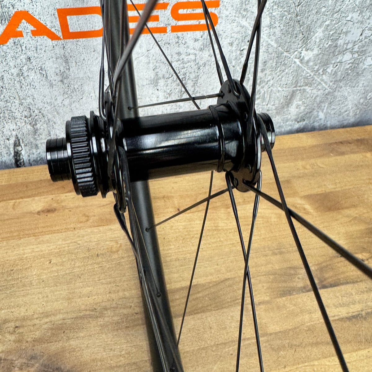 Jones 35 Gravel/All Road Carbon Tubeless Disc Brake Bike Wheelset 700c 1542g — photo 6 of 10
