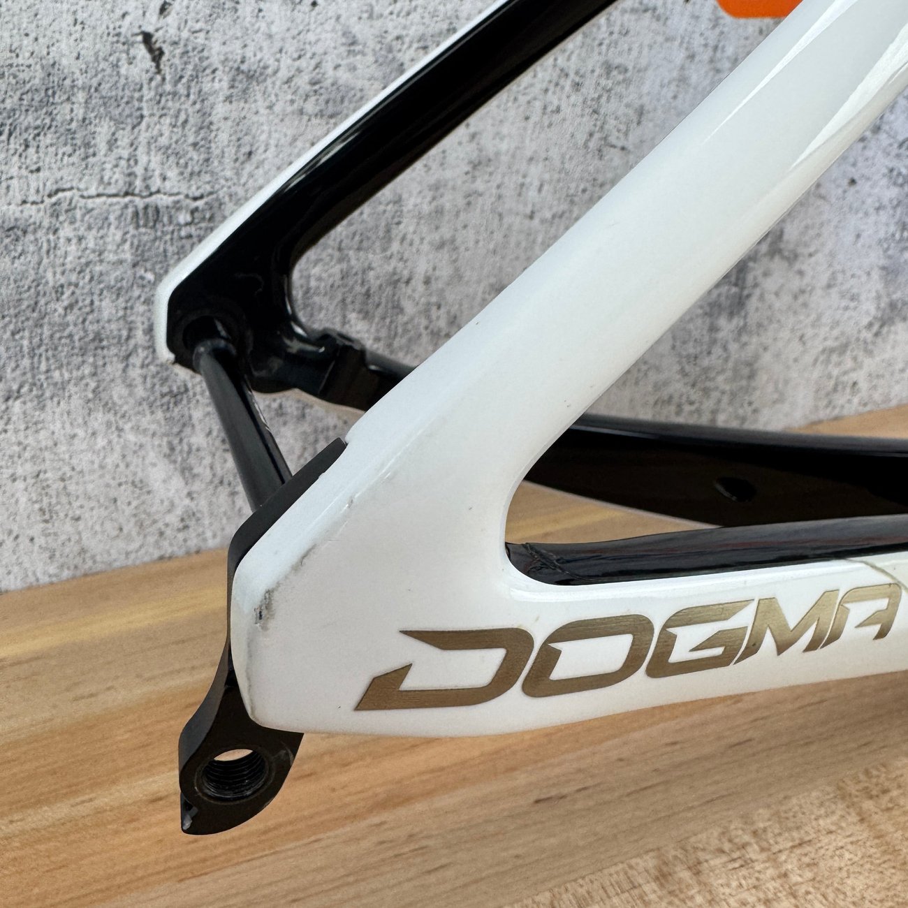 Light Use! 2025 Pinarello Dogma F Size 515 (53.5cm TT) Carbon Disc Frameset 700c
