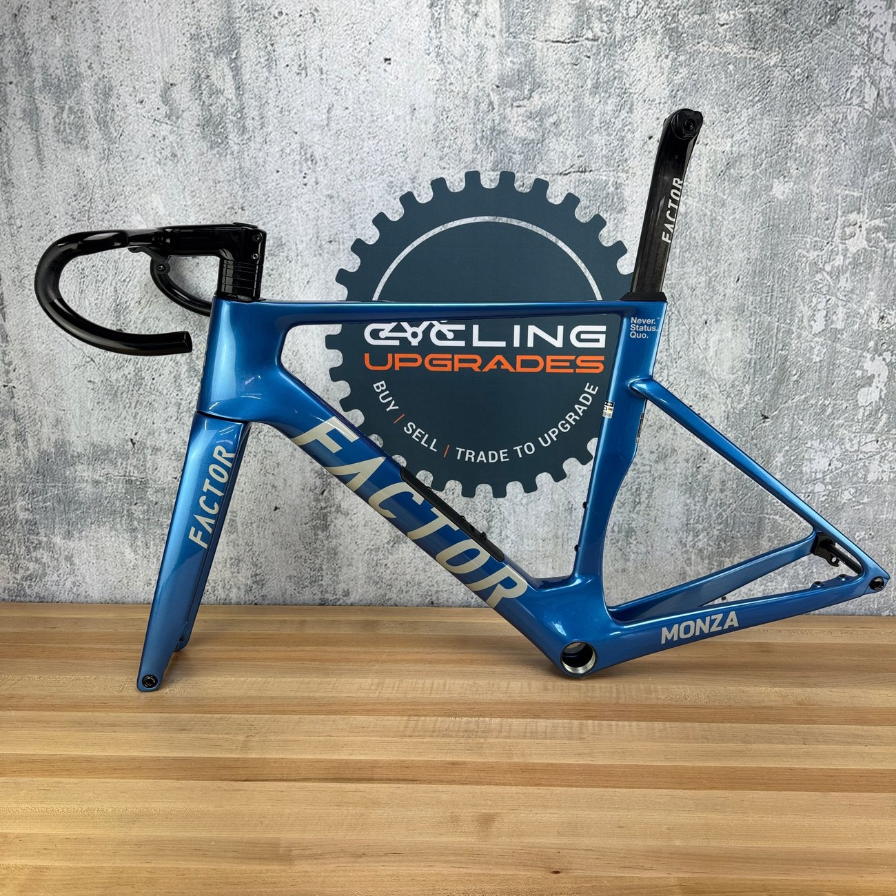 Light Use! 2026 Factor Monza Solar Blue 54cm Carbon Disc Frameset 700c 2642g