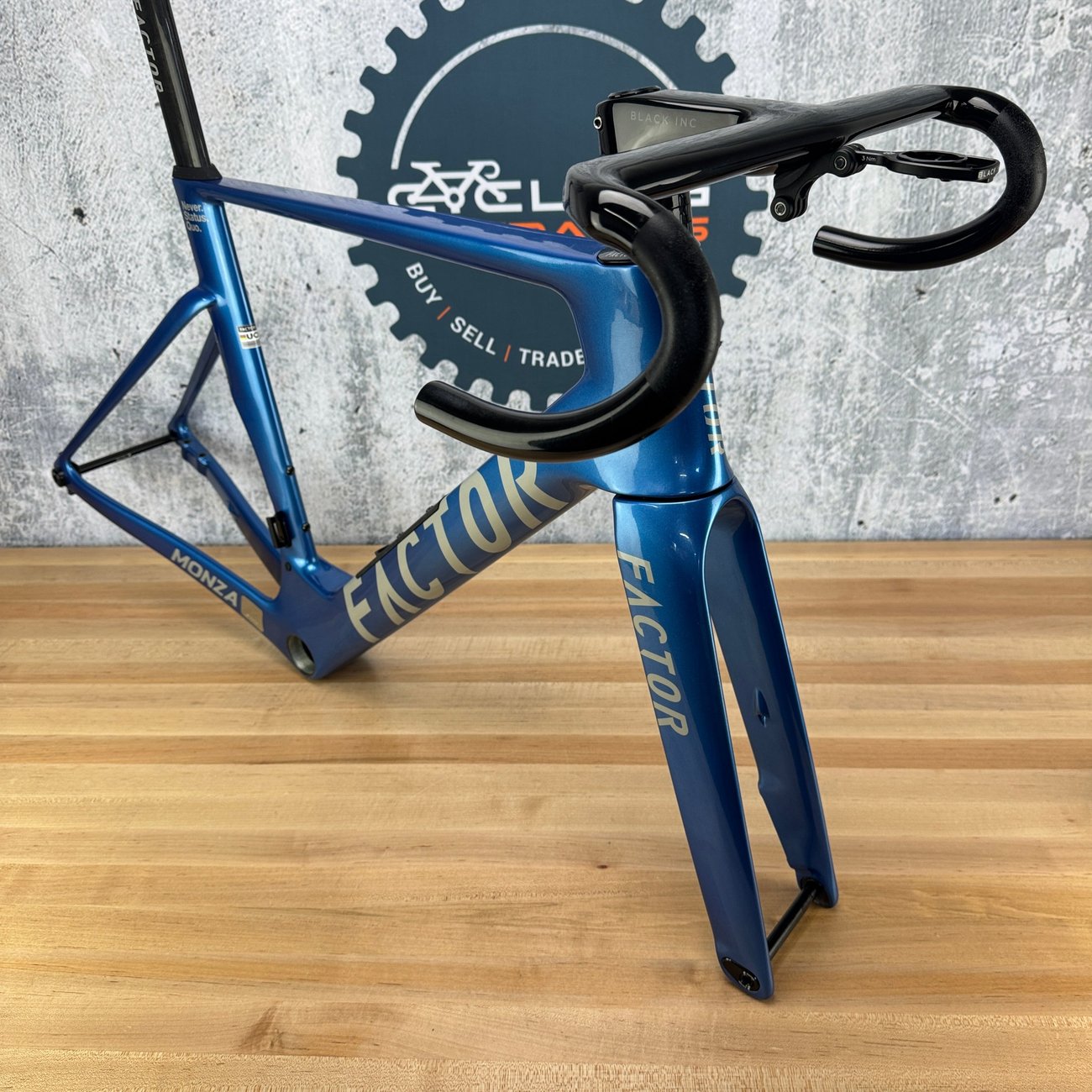 Light Use! 2026 Factor Monza Solar Blue 54cm Carbon Disc Frameset 700c 2642g