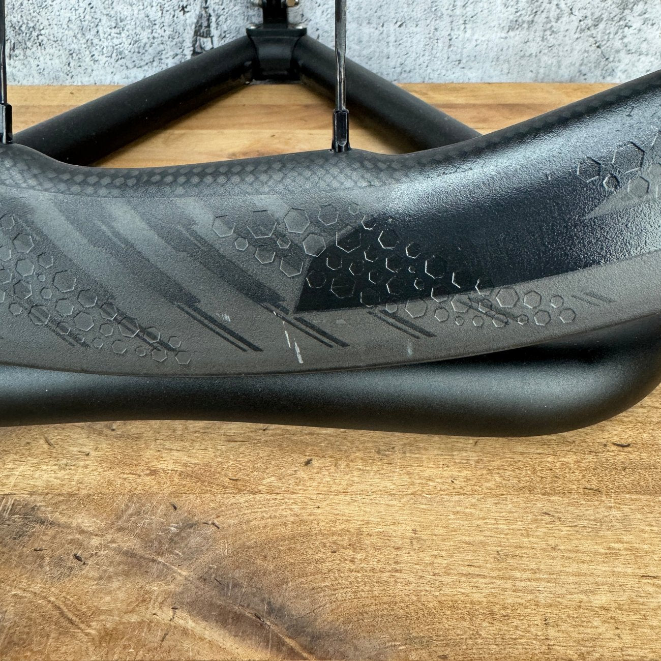 Light Use! Zipp 353 NSW Carbon Tubeless Disc Brake Rear Wheel 700c