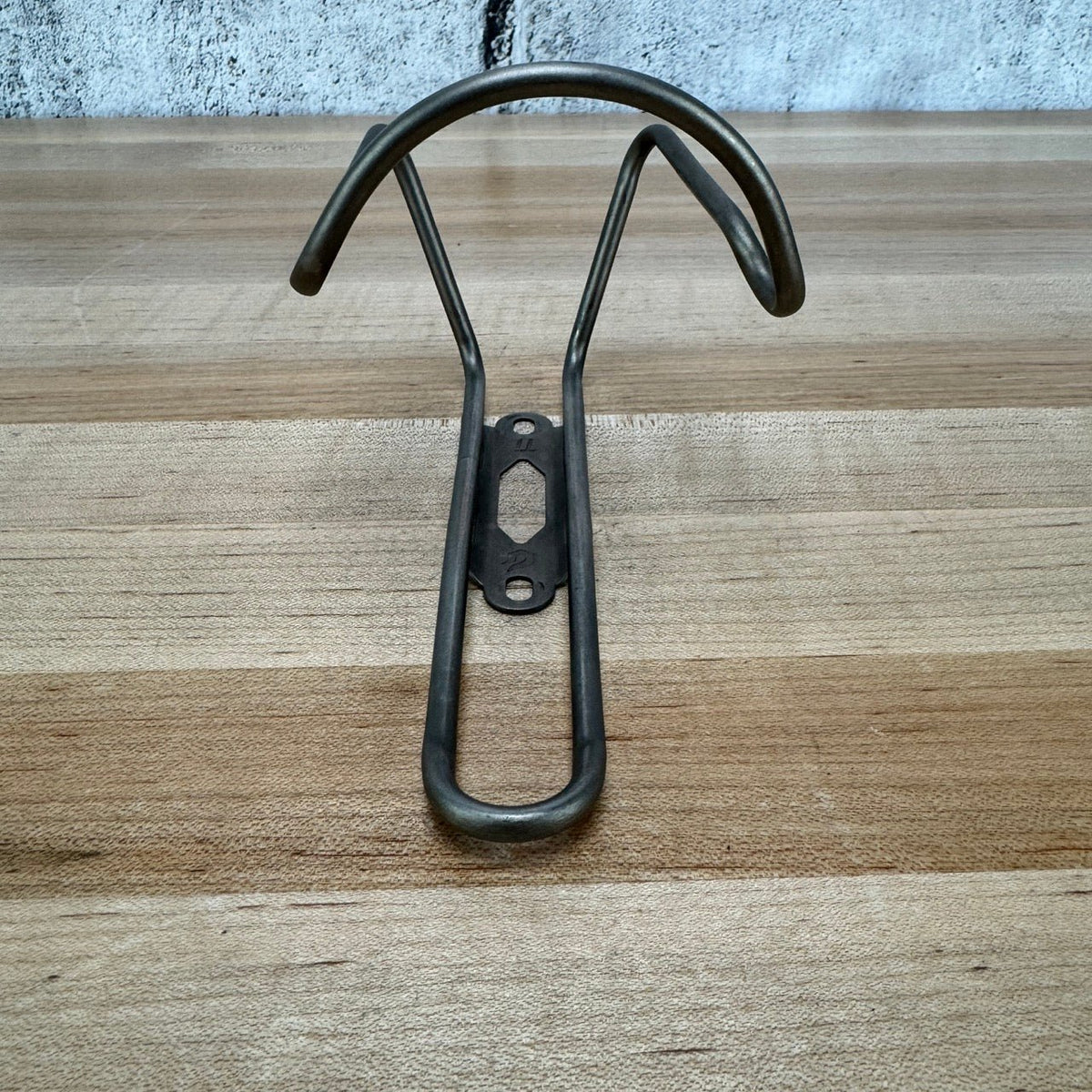 Light Use! Blackburn Swerve Titanium Bike Single Water Bottle Cage 31g