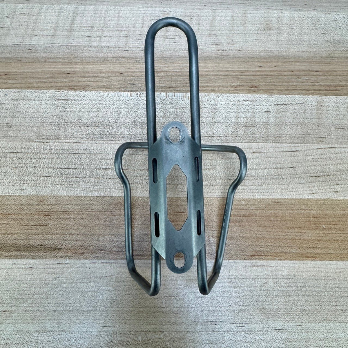 Light Use! Blackburn Swerve Titanium Bike Single Water Bottle Cage 31g