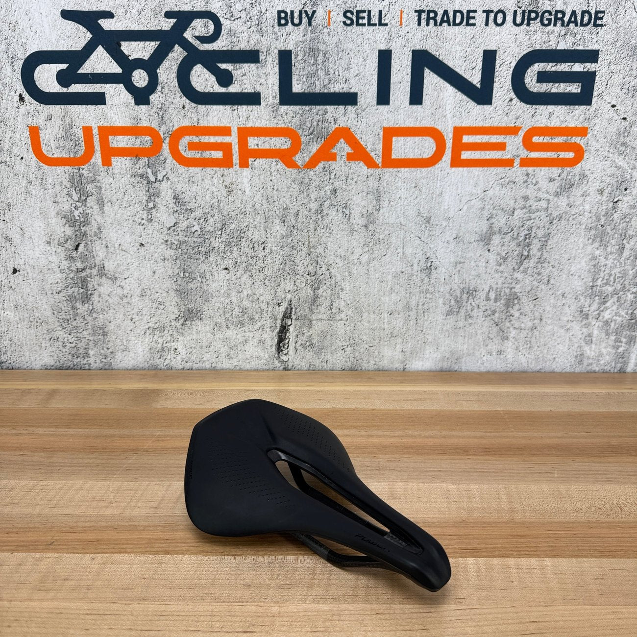 Light Use! Specialized S-Works Power 155mm 7x9mm Carbon Rails Bike Saddle 167g