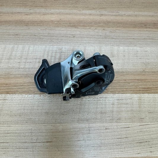 Light Use! SRAM Red eTap WiFli Medium Cage 11-Speed Rear Derailleur w/ Battery