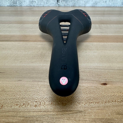 Light Wear Astute SkyLab 135mm TitanV 7x7mm Titanium Rails Bike Saddle