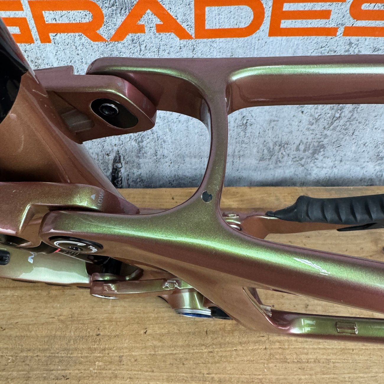 Low Mile! 2023 Giant Trance X ADV Large Carbon MTB Frameset 29