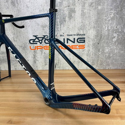 Low Mile! 2025 Factor Aluto Raptor Blue UDH 58cm Carbon Disc Frameset 700c 2533g