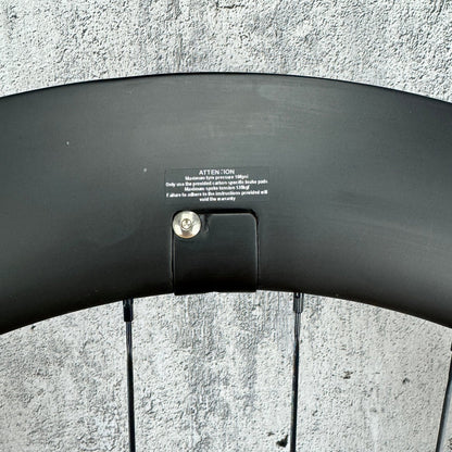 Low Mile! Aerocoach Aeox Zephyr 80mm Carbon Tubeless Disc Rear Wheel 700c 1045g