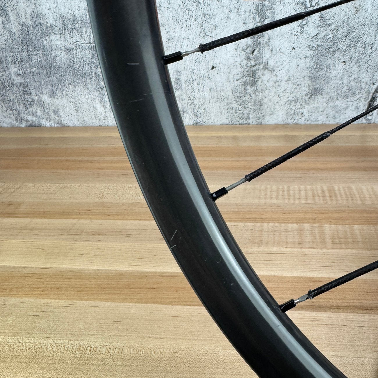 Low Mile! Berd Sparrow Carbon Tubeless Disc Wheelset 700c Talon Hubs 1090g