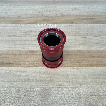 Low Mile! Ceramicspeed PF30 for 30mm Spindle Red Bike Bottom Bracket 94g