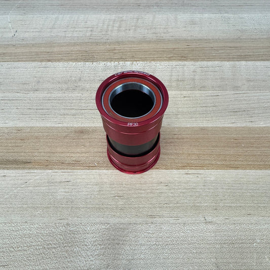 Low Mile! Ceramicspeed PF30 for 30mm Spindle Red Bike Bottom Bracket 94g