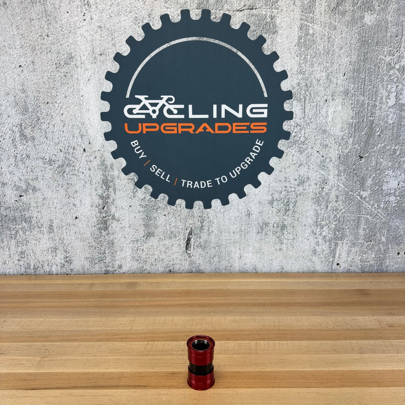 Low Mile! Ceramicspeed PF30 for 30mm Spindle Red Bike Bottom Bracket 94g