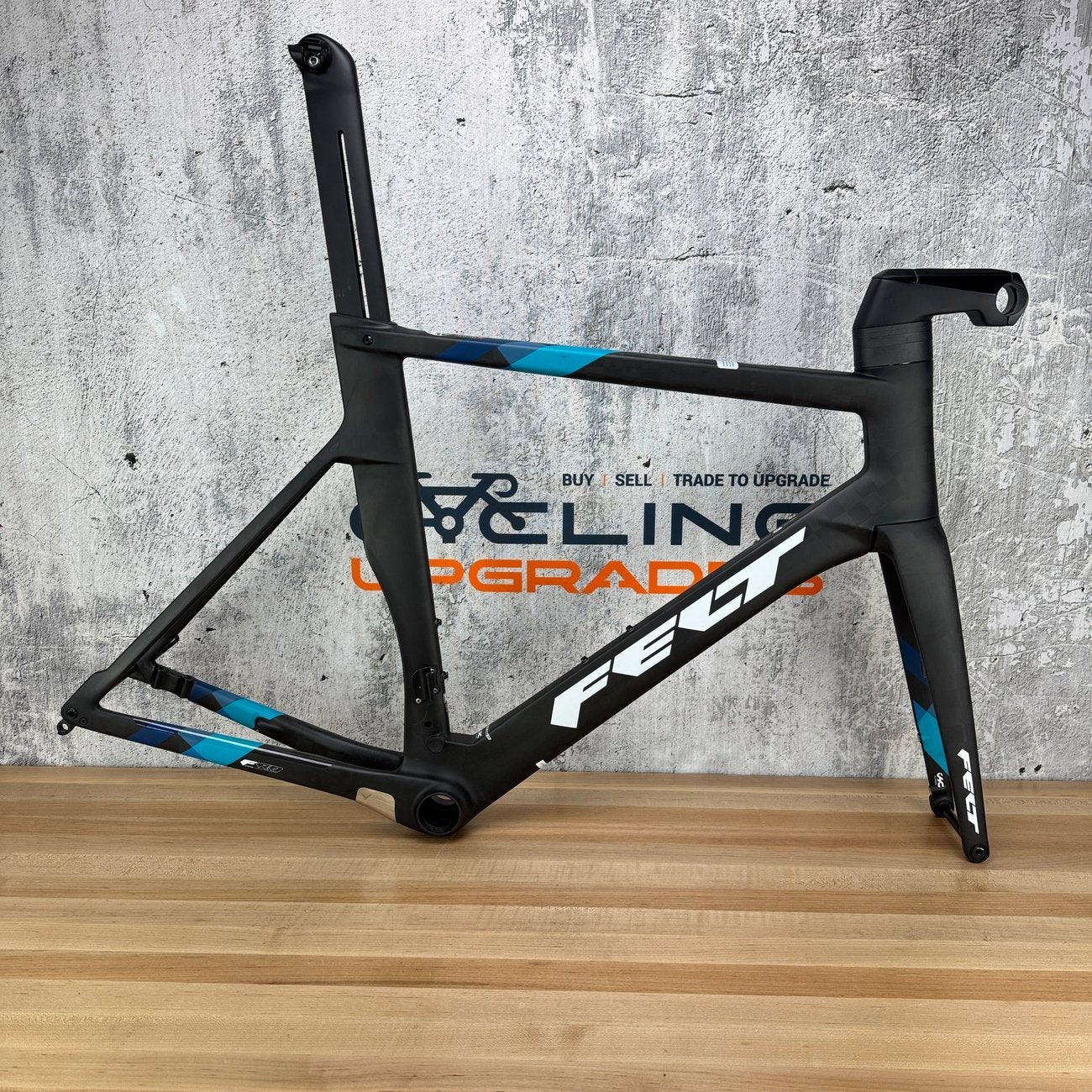 Low Mile! Felt AR FRD Matte Textreme XL 58cm Carbon Disc Frameset 700c 2431g