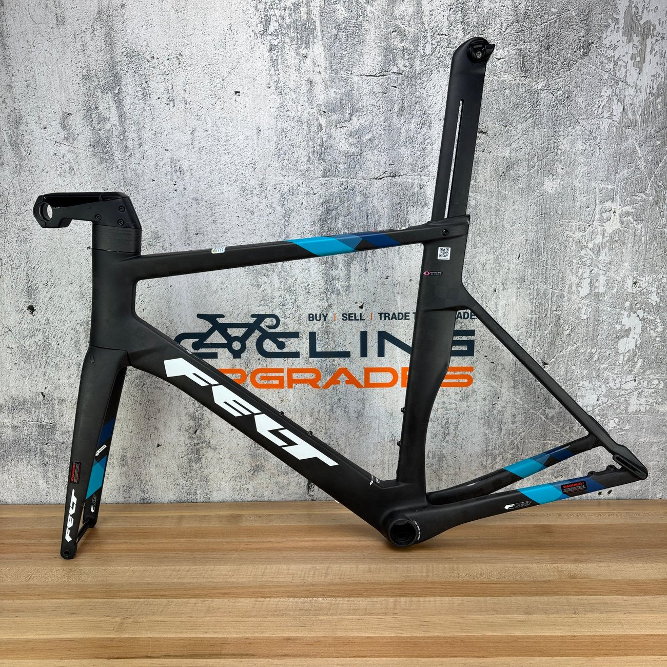 Low Mile! Felt AR FRD Matte Textreme XL 58cm Carbon Disc Frameset 700c 2431g