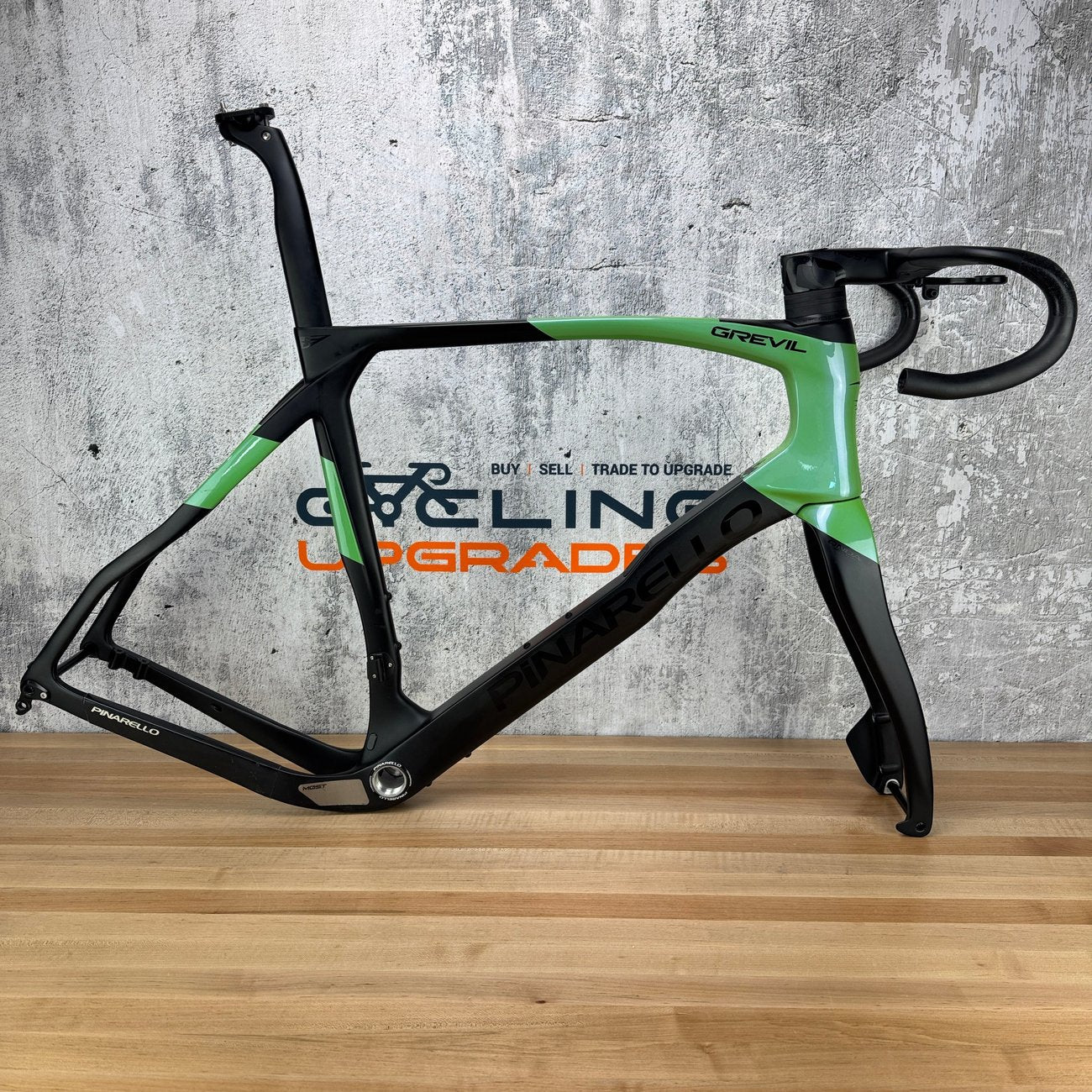 Low Mile! Pinarello Grevil F 60cm Carbon Disc Gravel Frameset 700c 2739g
