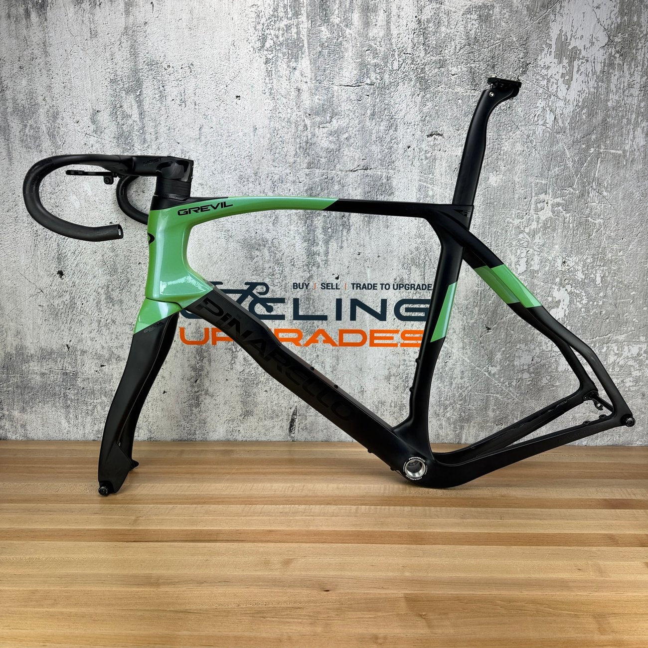 Low Mile! Pinarello Grevil F 60cm Carbon Disc Gravel Frameset 700c 2739g