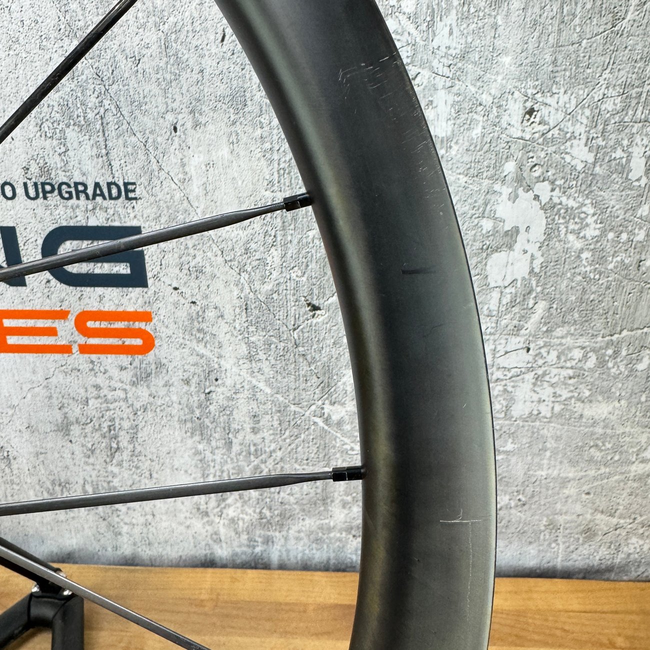 Low Mile! Polymer Venture 38 Carbon Tubeless Hookless Disc Wheelset 700c 1405g