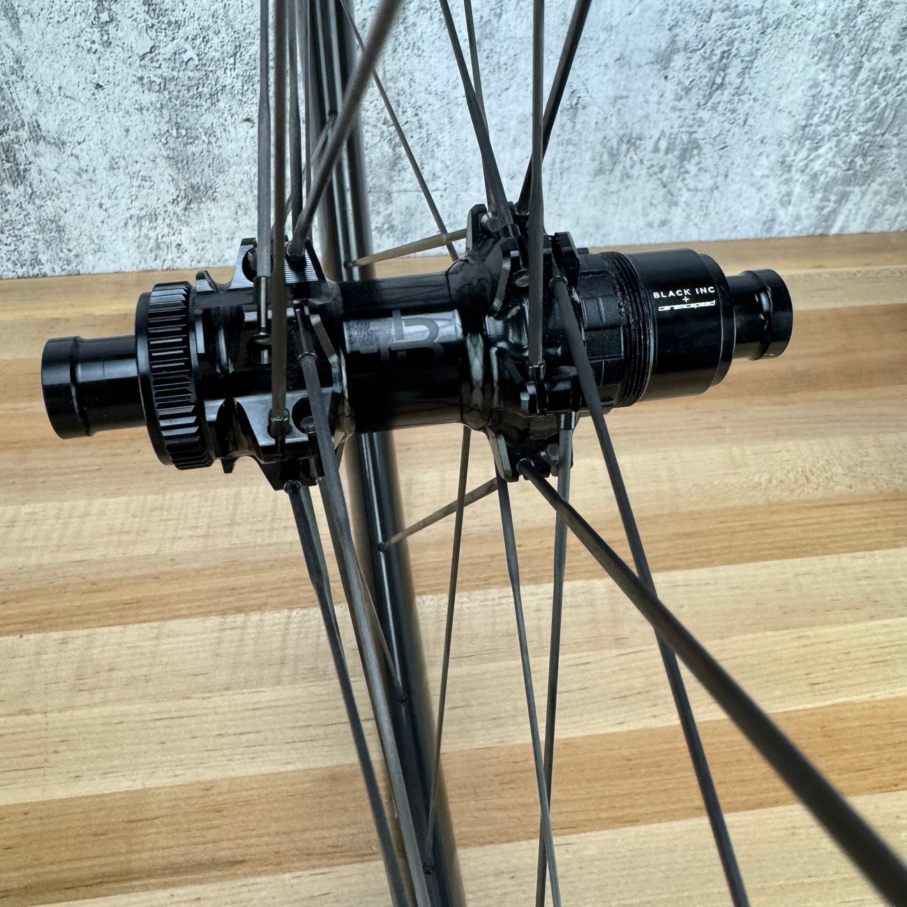 Low Mile! Black Inc 28/33 Carbon Tubeless Road Bike Wheelset 700c 1129g