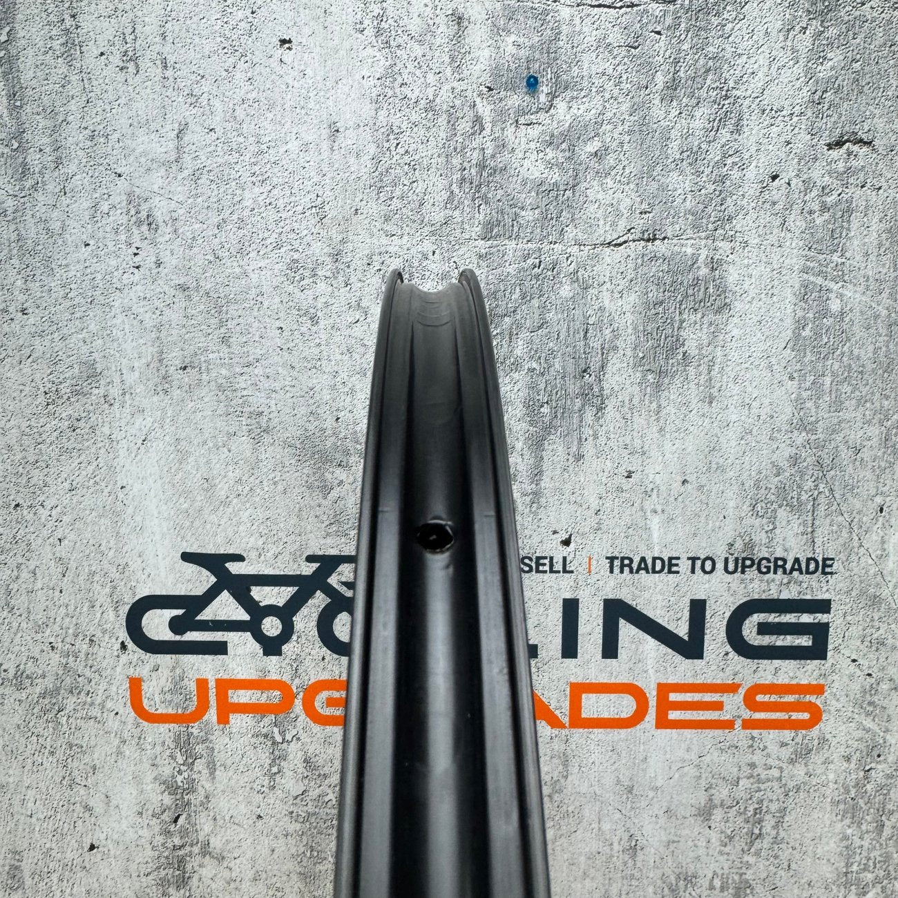 Low Mile! Black Inc 28/33 Carbon Tubeless Road Bike Wheelset 700c 1129g