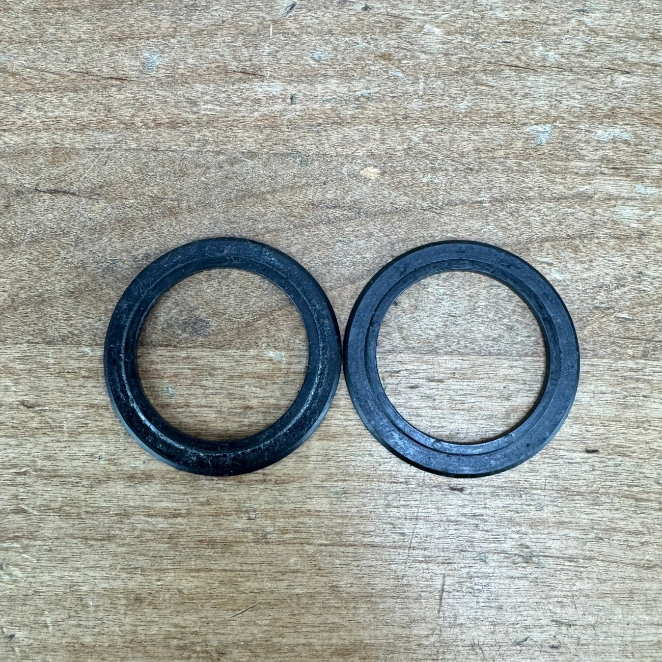 Low Mile! Ceramicspeed PF30 for 30mm Spindle Bike Bottom Bracket 117g