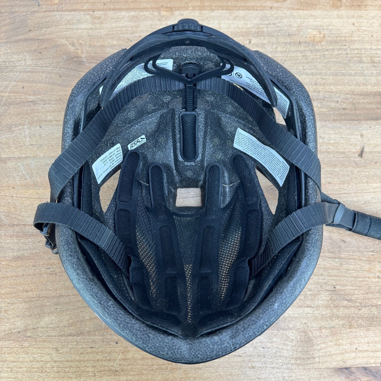 Low Mile! Ekoi AR13 Black S/M 55-58cm Bike Cycling Helmet