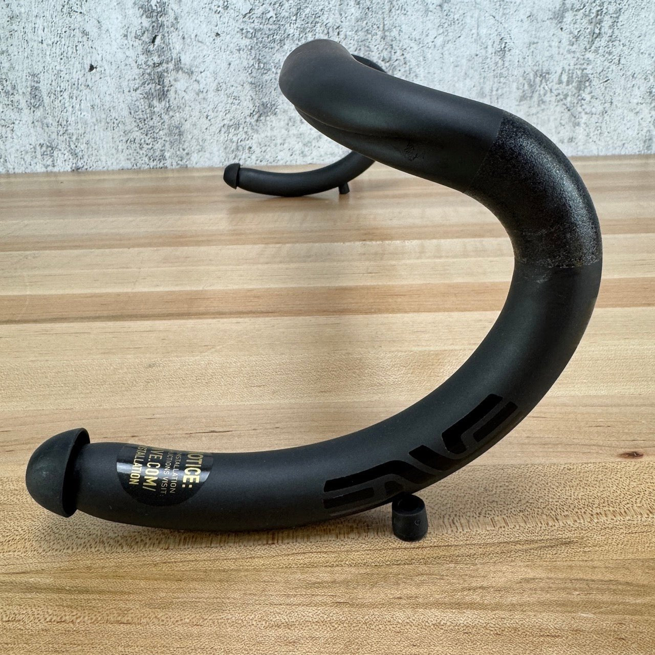 Low Mile! Enve Road Compact Carbon 31.8mm 44cm 79mm Reach Handlebar 220g