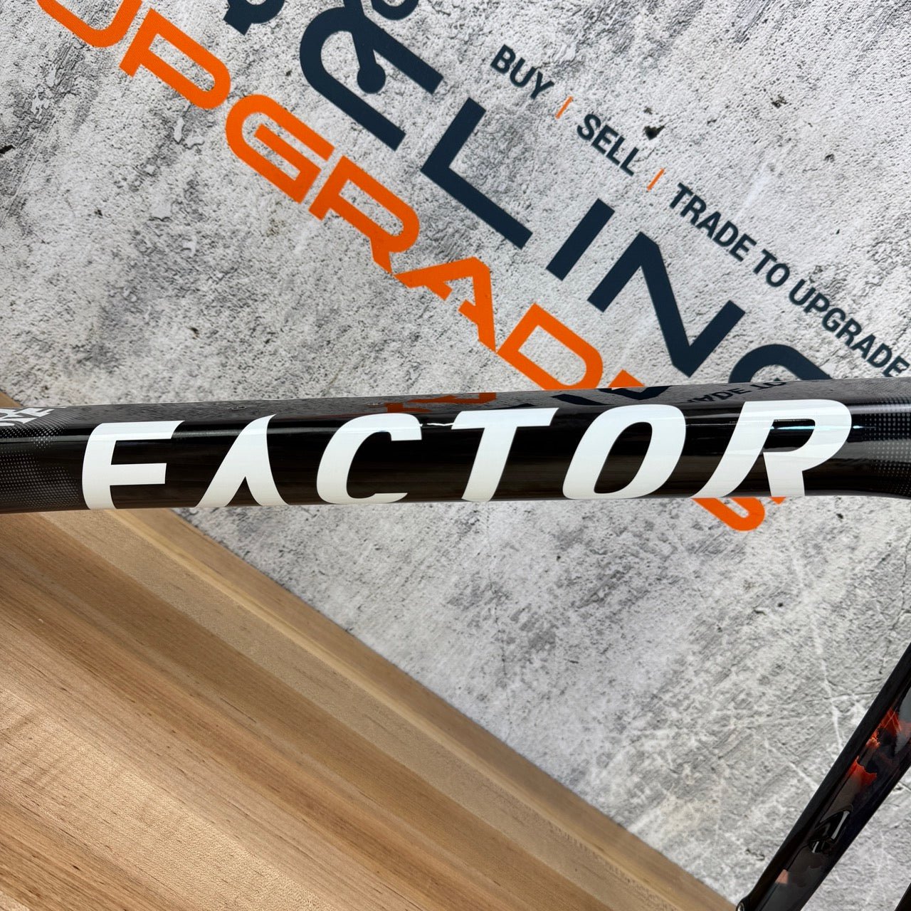 Low Mile! Factor 2025 O2 VAM 54cm Storm Carbon Frameset 700c 1799g