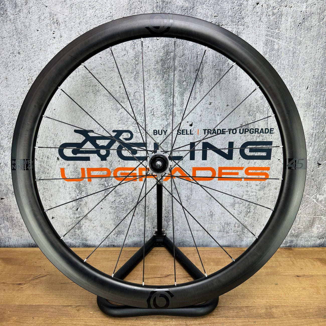 Low Mile! Industry Nine Solix SL 45c 45mm Ceramic Carbon Tubeless Wheelset 1446g