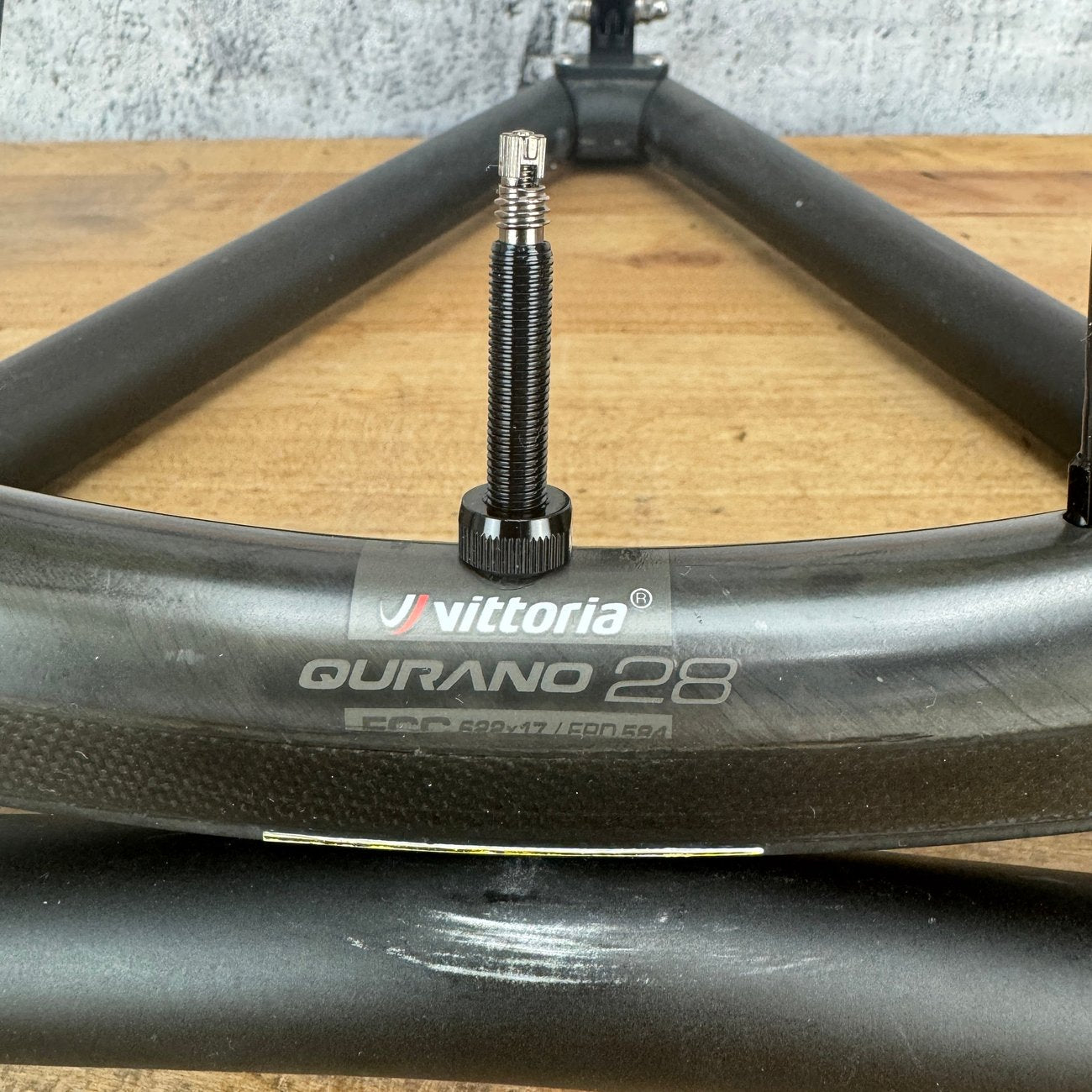 Low Mile! Vittoria Qurano 30 Graphine Plus Tubeless Rim Brake Carbon Wheelset 1502g
