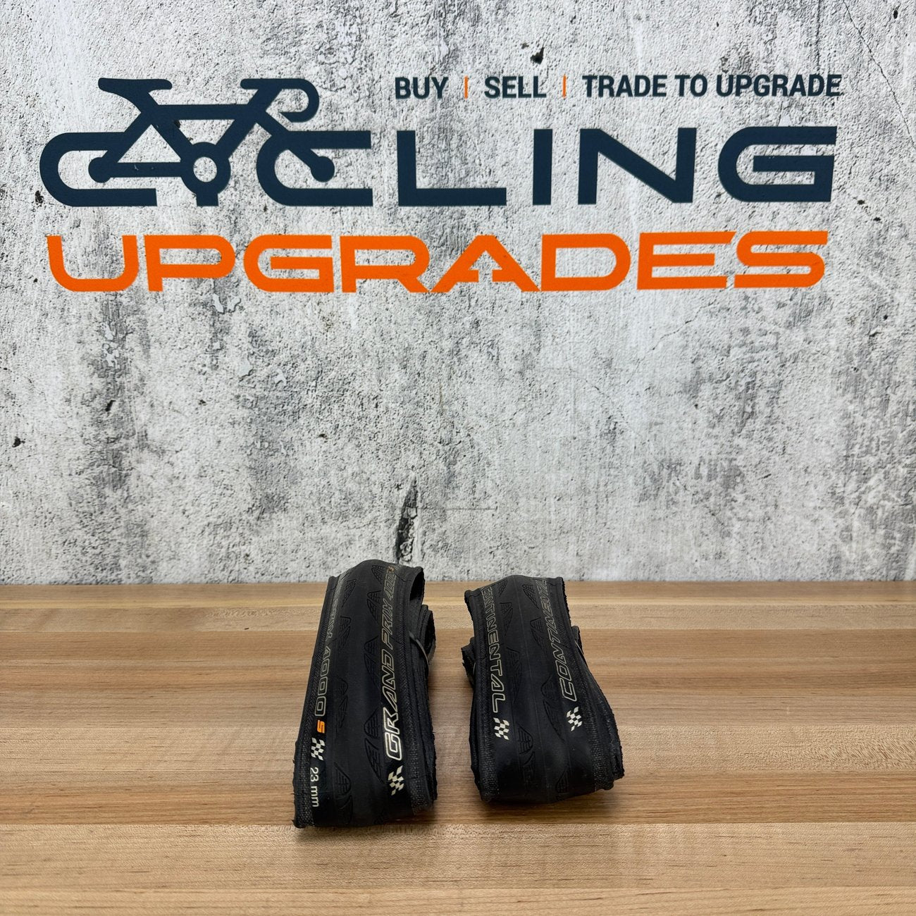 Low Mile! Continental Grand Prix 4000s II 700c x 23mm Clincher Pair Tires 412g