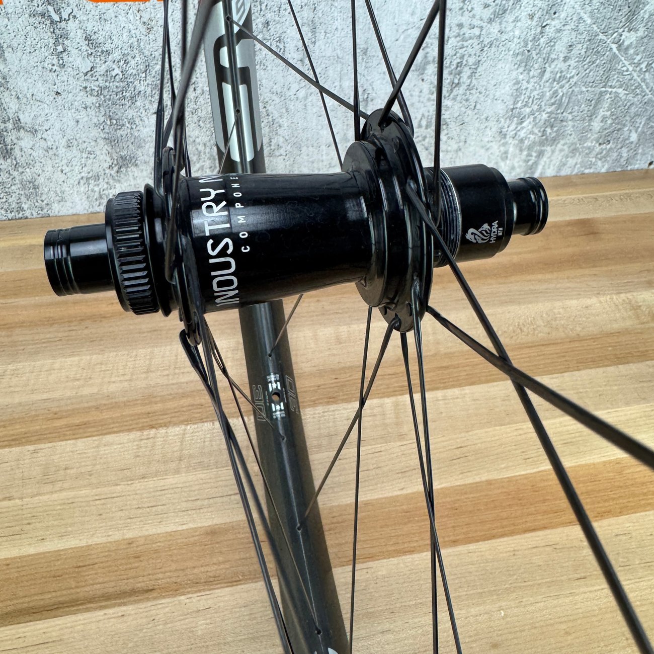 Enve M630 30mm Internal Industry Nine Hydra Hubs MTB 29" Wheelset 1575g