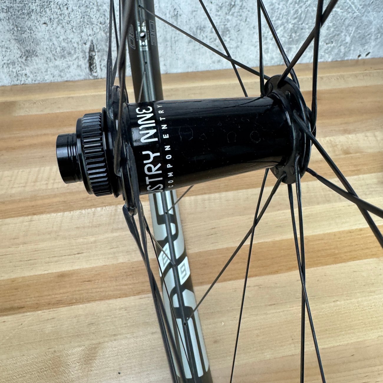 Enve M630 30mm Internal Industry Nine Hydra Hubs MTB 29" Wheelset 1575g