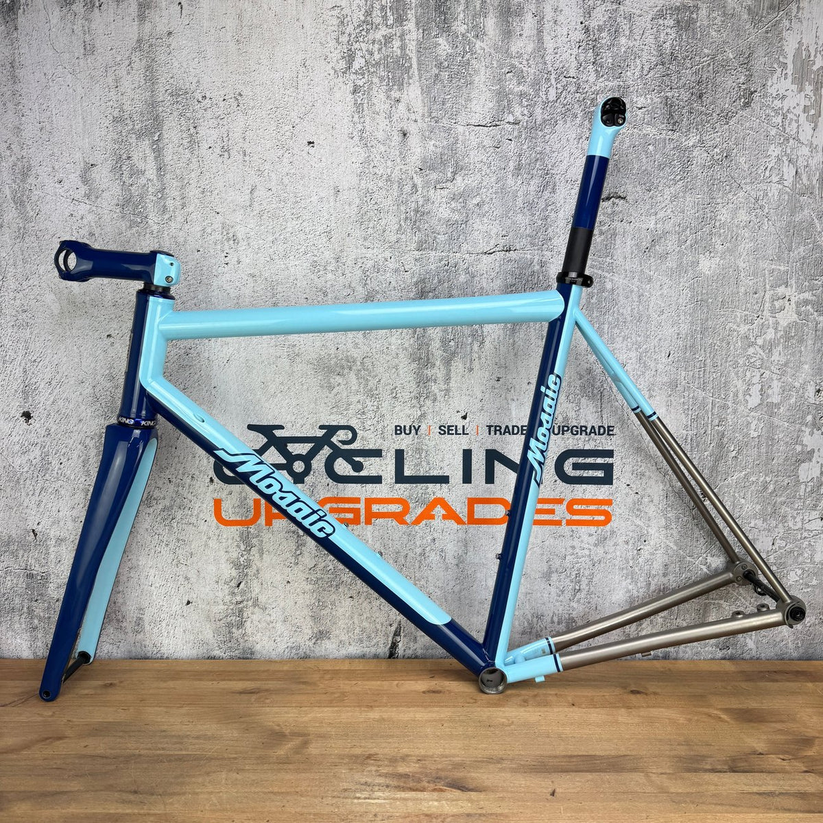 Mosaic RT-1D Disc 57.5cm Custom Enve Titanium Bike Frameset 700c 2464g — photo 2 of 17