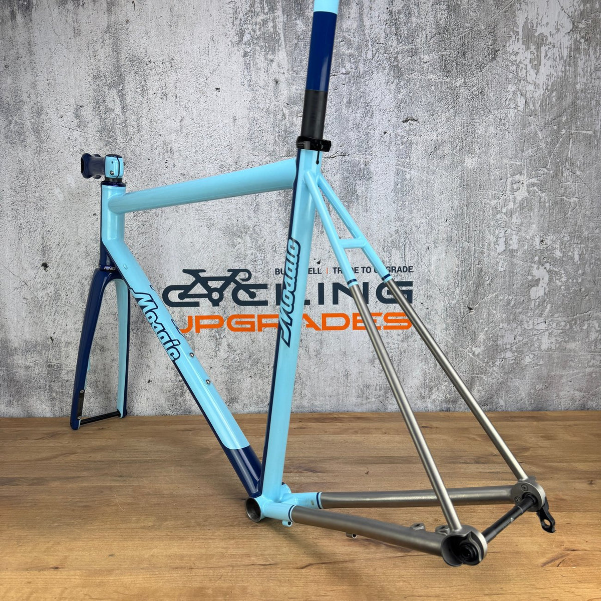 Mosaic RT-1D Disc 57.5cm Custom Enve Titanium Bike Frameset 700c 2464g — photo 4 of 17