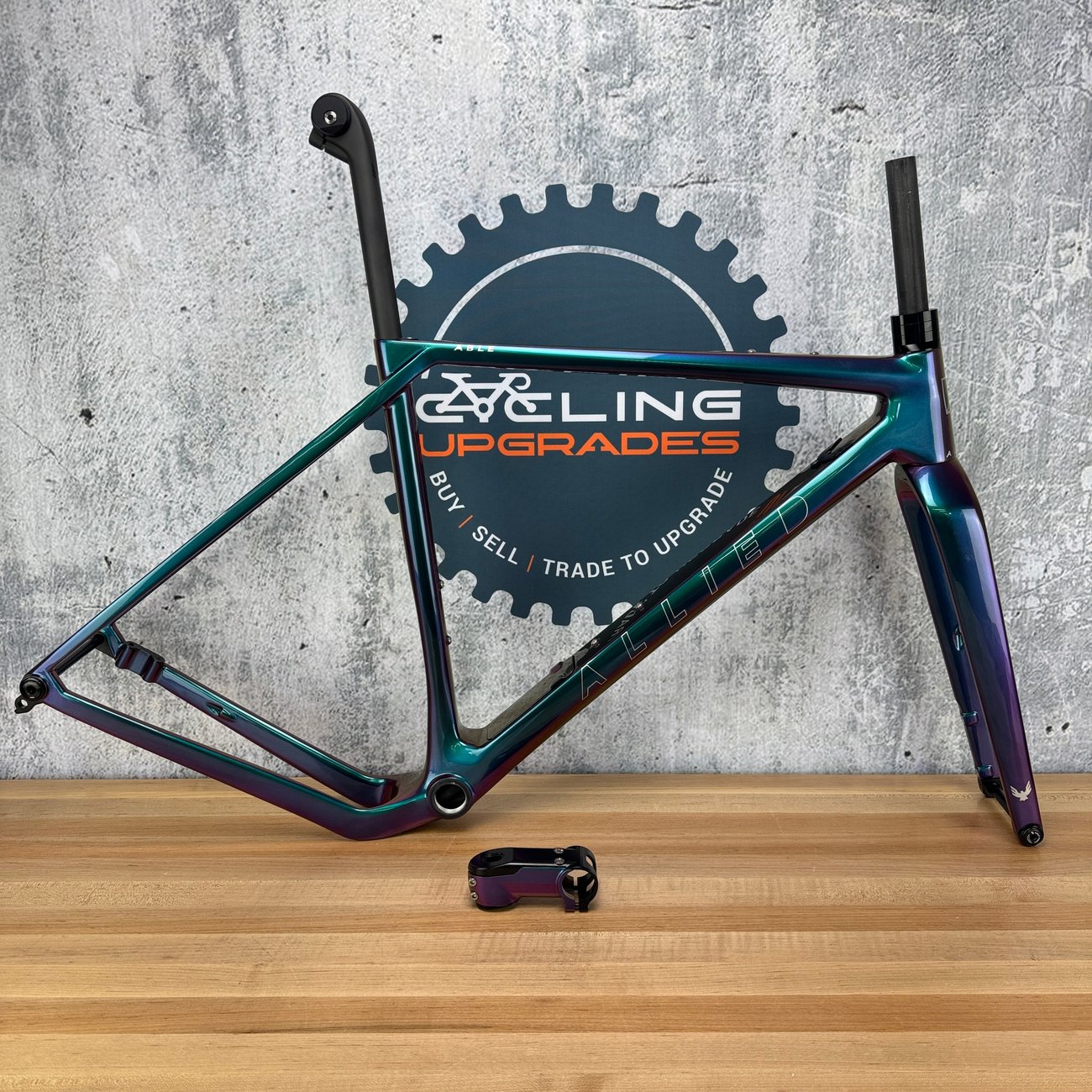 New! 2025 Allied Able FS09 Harlequin Purple to Green 54cm Carbon Disc Frameset