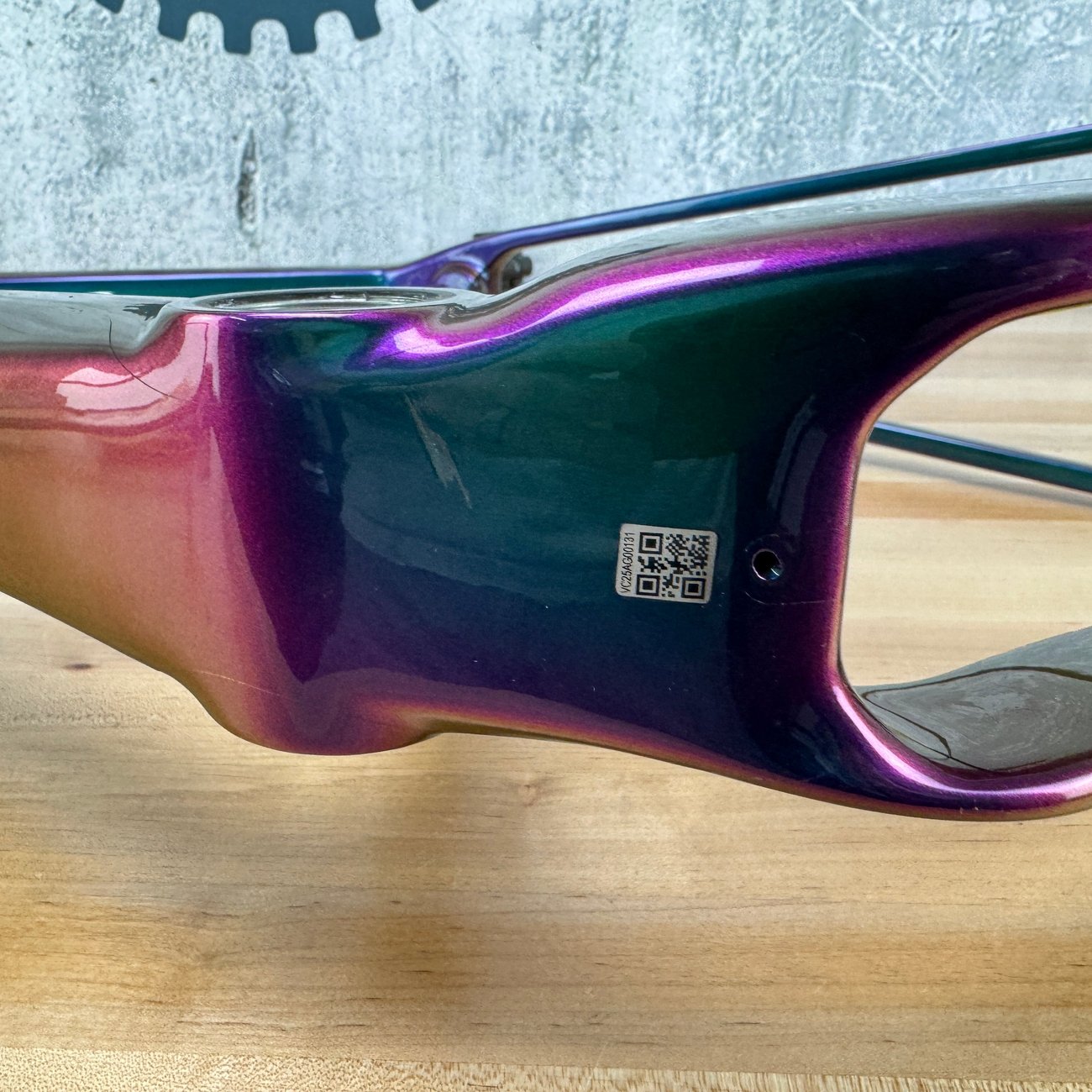 New! 2025 Allied Able FS09 Harlequin Purple to Green 54cm Carbon Disc Frameset