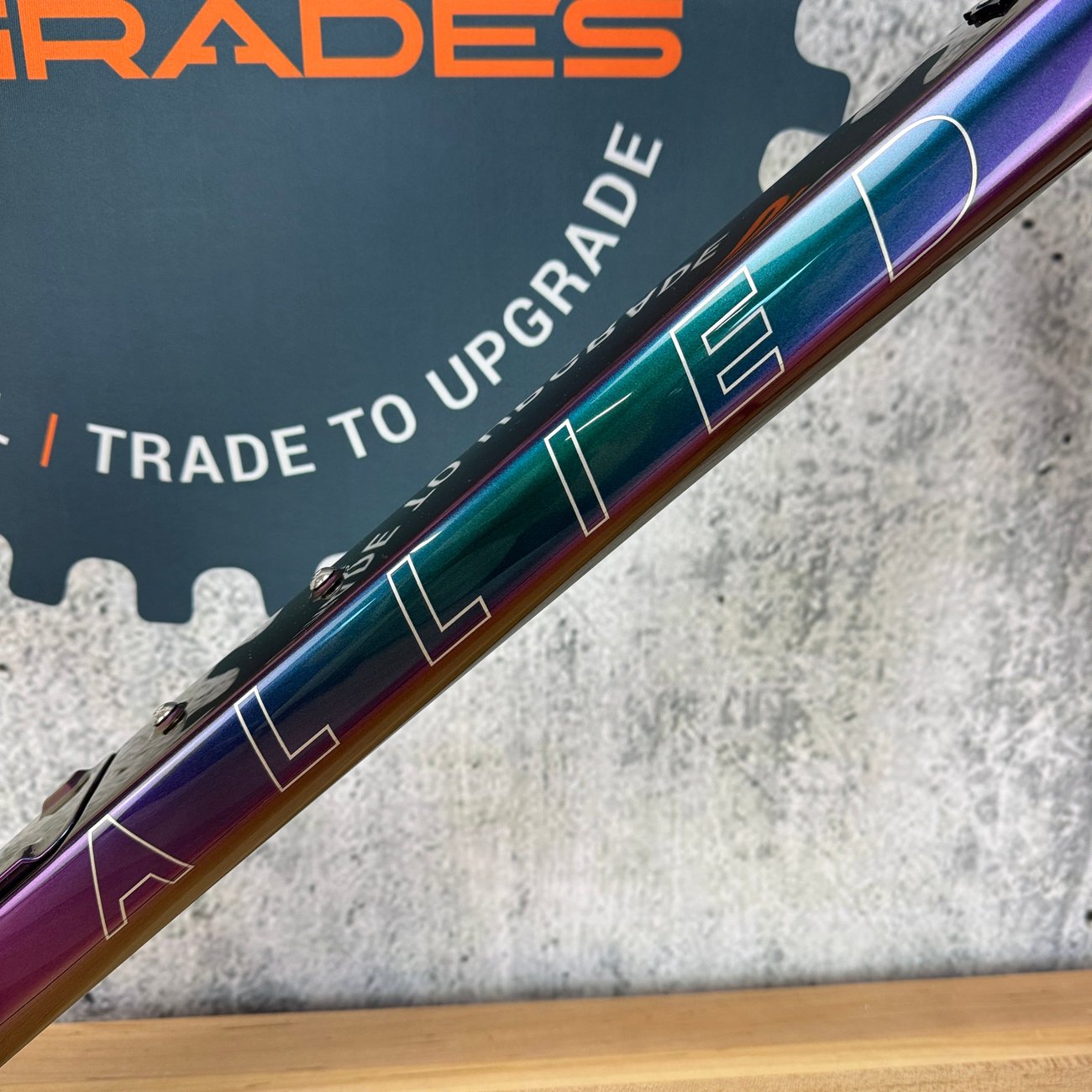 New! 2025 Allied Able FS09 Harlequin Purple to Green 54cm Carbon Disc Frameset