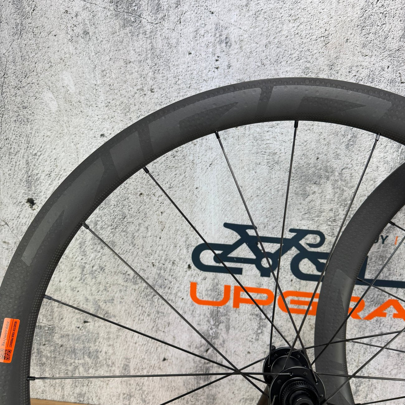 New! 2025 Zipp 303 SW AXS Sensor Carbon Tubeless Disc Wheelset 700c ZR1