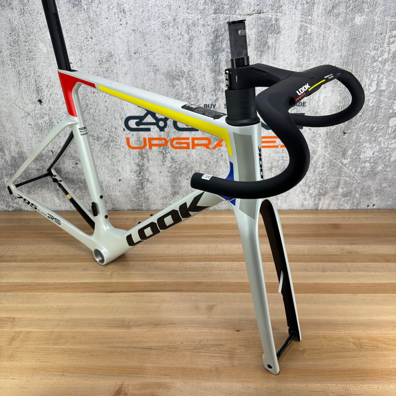 New! 2026 Look 795 Blade RS Team Ionic Platinum White Medium Carbon Frameset