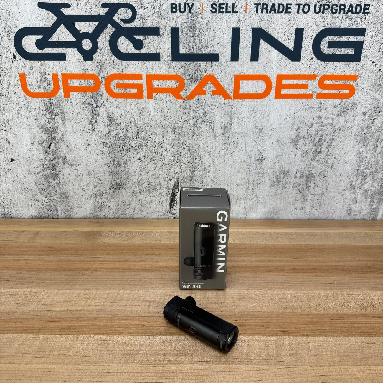 New! Garmin Varia UT800 Smart Bike Headlight MSRP $150