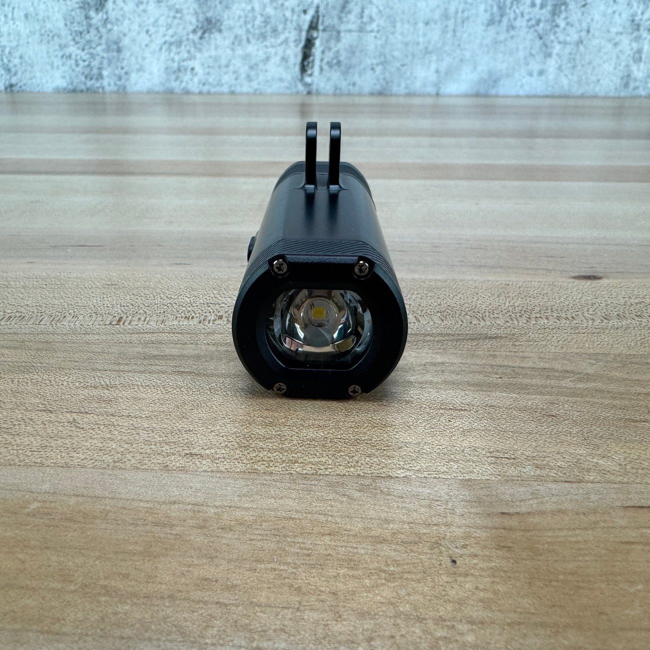 New! Garmin Varia UT800 Smart Bike Headlight MSRP $150