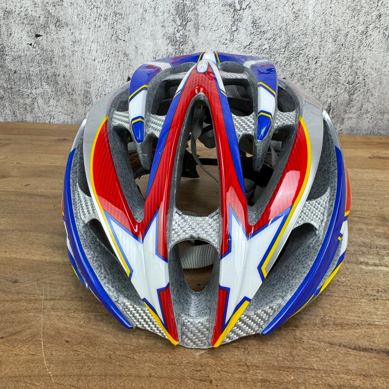 bike helmet giro atmos New! 2004 Armstrong 6th TDF Cycling Memorabilia Commemorative Fishing Rod Abu Garcia Landing Nets and Gaffs Color:Lizzie/Metallic Lake Sunset