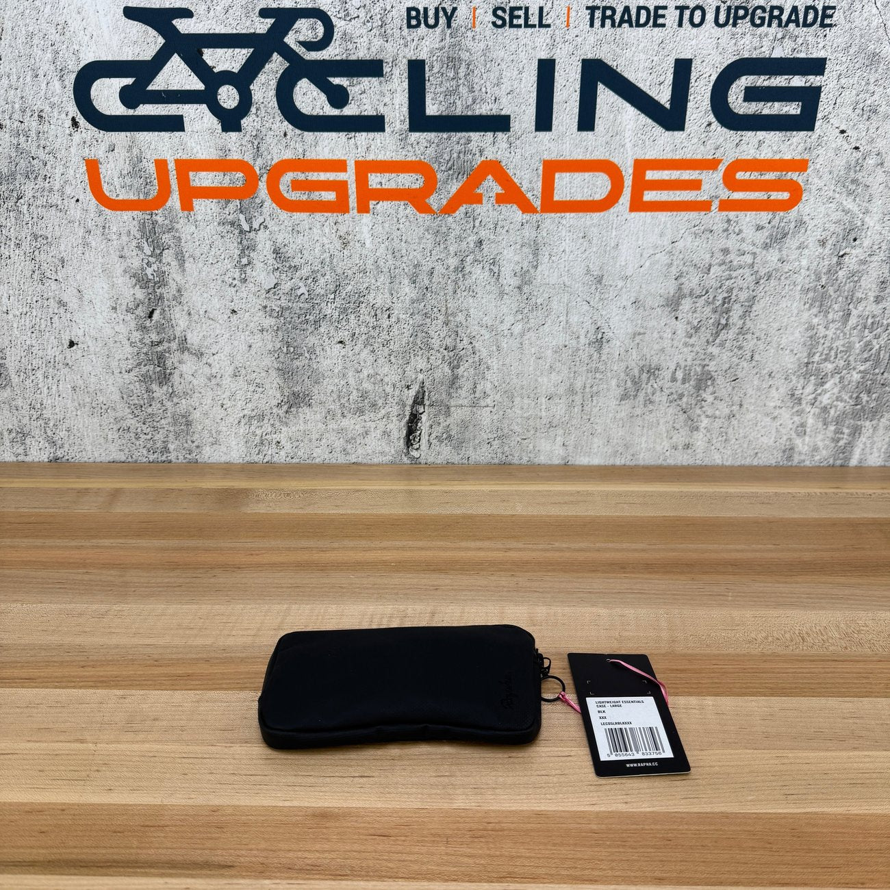 New! Rapha Lightweight Essentials Large Black Case MSRP $55